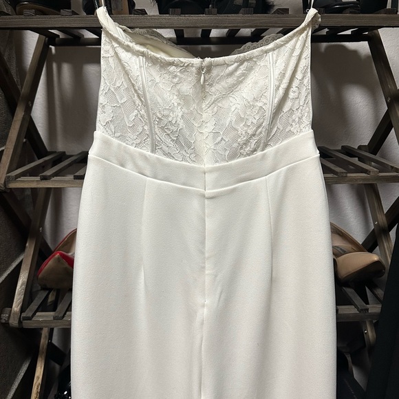 White romper perfect for bridal - Picture 3 of 5